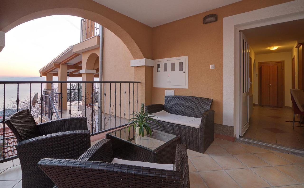 Apartments Lucia Senj 1 Εξωτερικό φωτογραφία